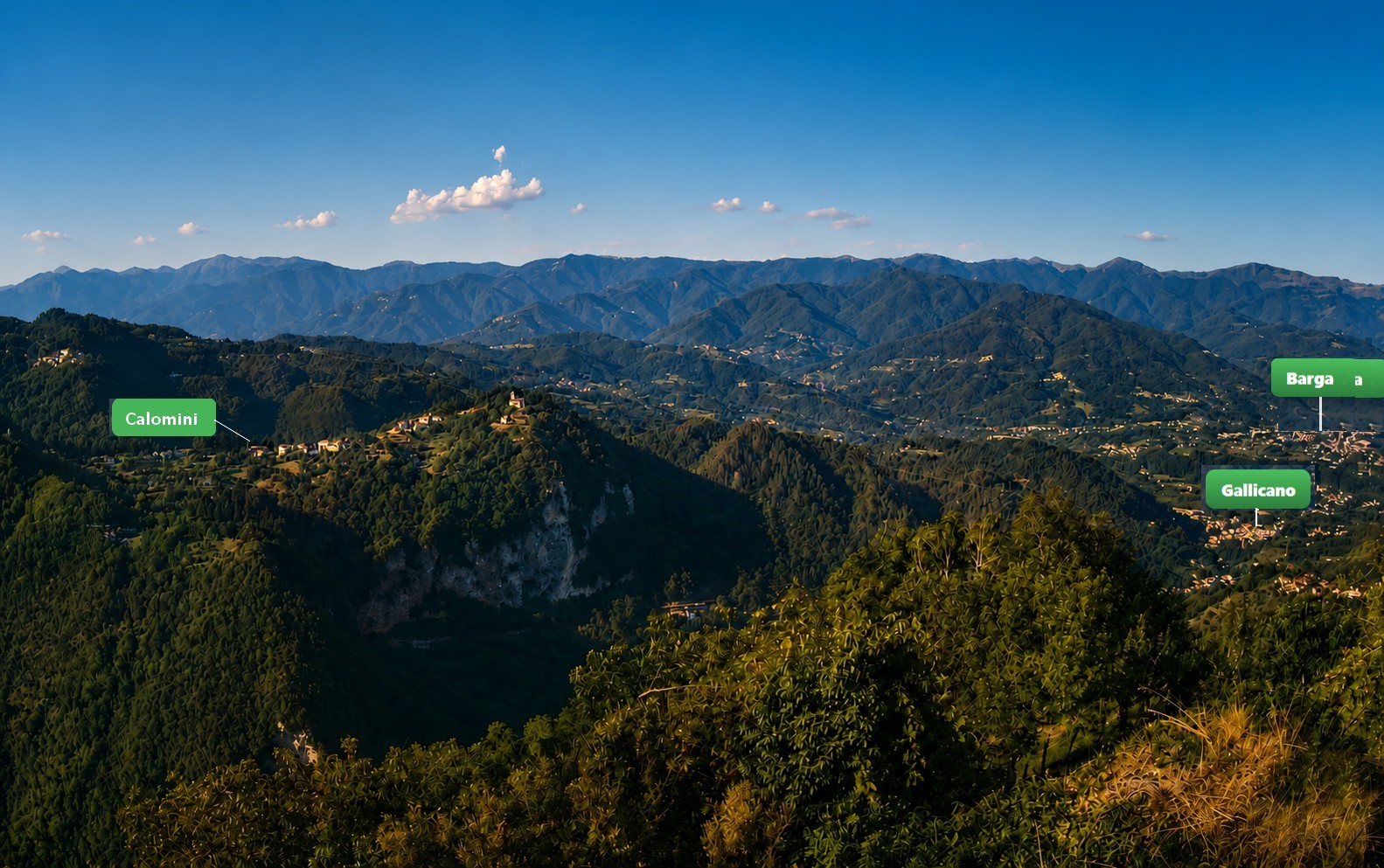 Webcam panoramica da Trassilico sulle Tre Valli della Garfagnana e Valle del Serchio